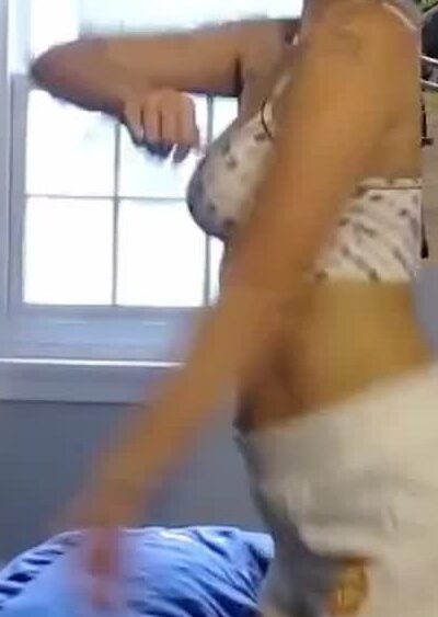 hot babe hotblockchain teasing her sexy body for her fans