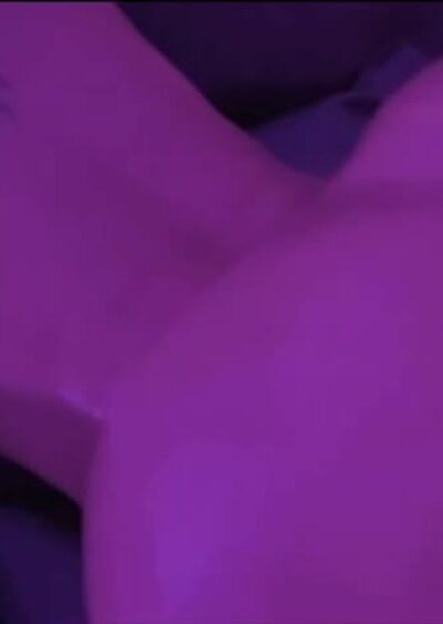 naked onlyfans baabe Ginasavagex showing off her big ass video leaked
