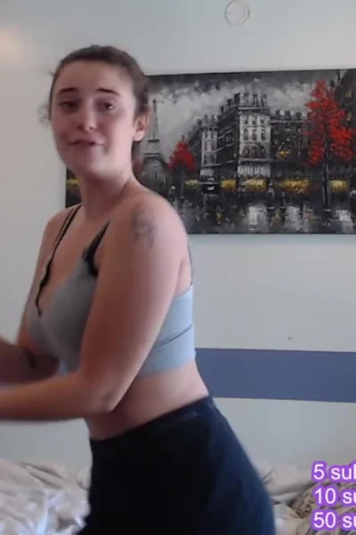 sexy Israeli girl hotblockchain dancing and interacting with her fans online video leaked