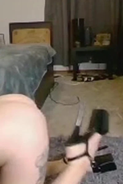 Cubbi thompson teasing her big ass in her high heels