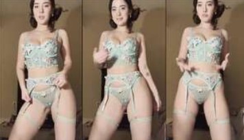 Israeli beauty hotblockchain showing off her sexy lingerie video leaked