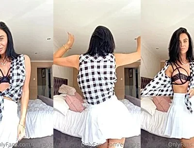 Emma Glover stripping naked from her skirt