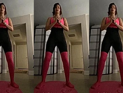 Lexi Luna teasing her sexy workout routine