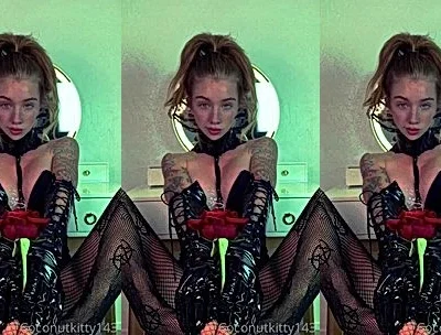 onlyfans horny slut Coconut Kitty teasing in her latex black lingerie video leaked