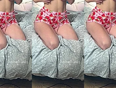 Katiegcups teasing her big naked tits in bed video leaked