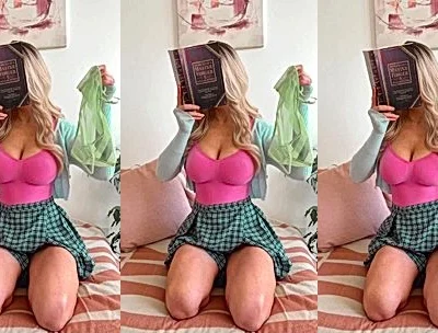 Katiegcups showing off her hot schoolgirl outfit
