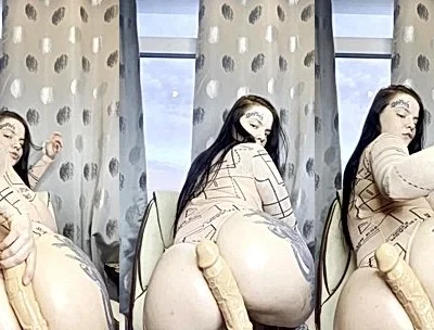 thicc Russian babe Natalia Polyakova teasing her big ass and dildo play video leaked