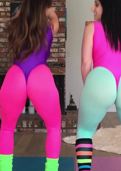 Sophie Dee two thicc babes squating and teasing their big booty