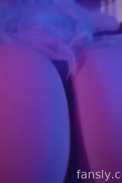 onlyfans babe Bishoujomom showing off her pawg ass video leaked