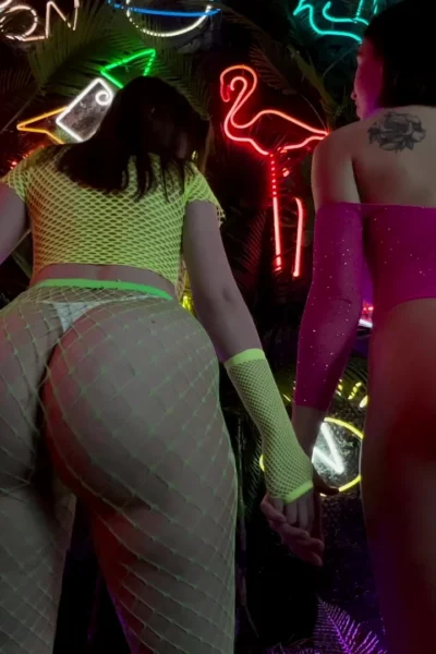 Tania Bann two sexy babes shaking their big booty