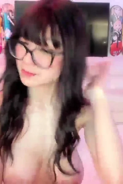 Delightfulhug teasing her naked tits on llivestream