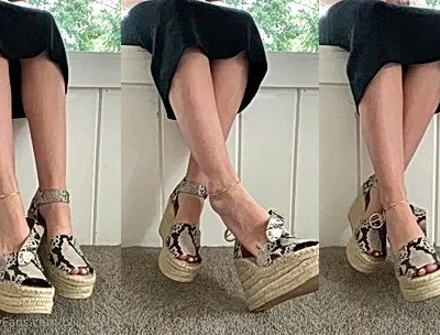 Sams soles21 teasing her feet in her shoes